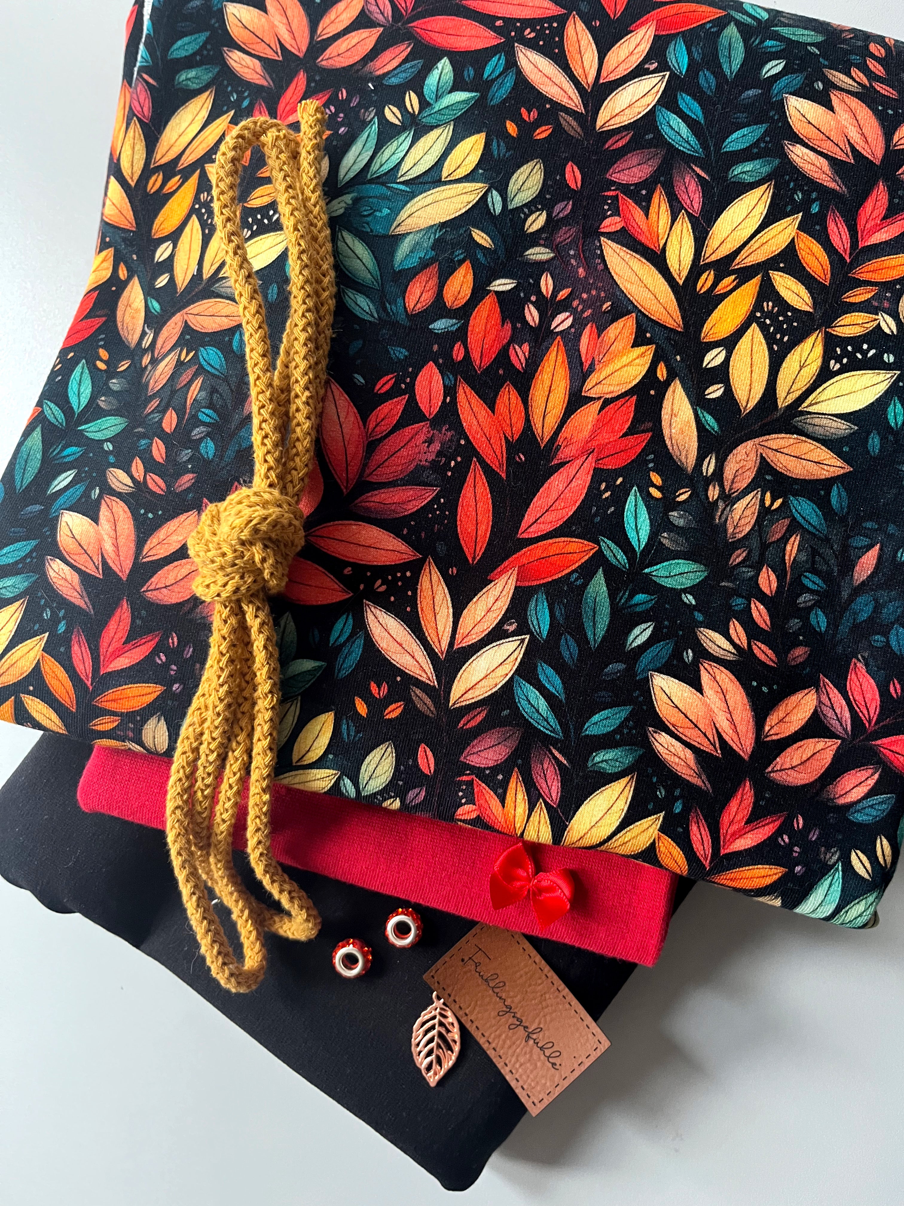Black leaves  Neue Vorbestellung